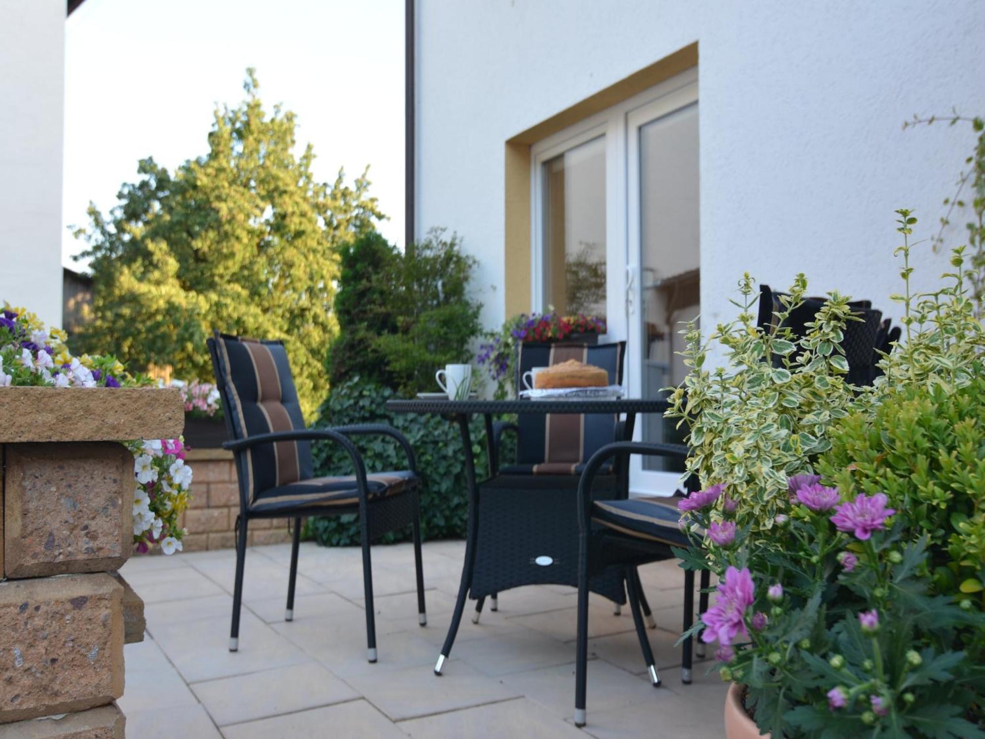 Modern Holiday Home Idyllic Setting With Terrace Medebach Buitenkant foto